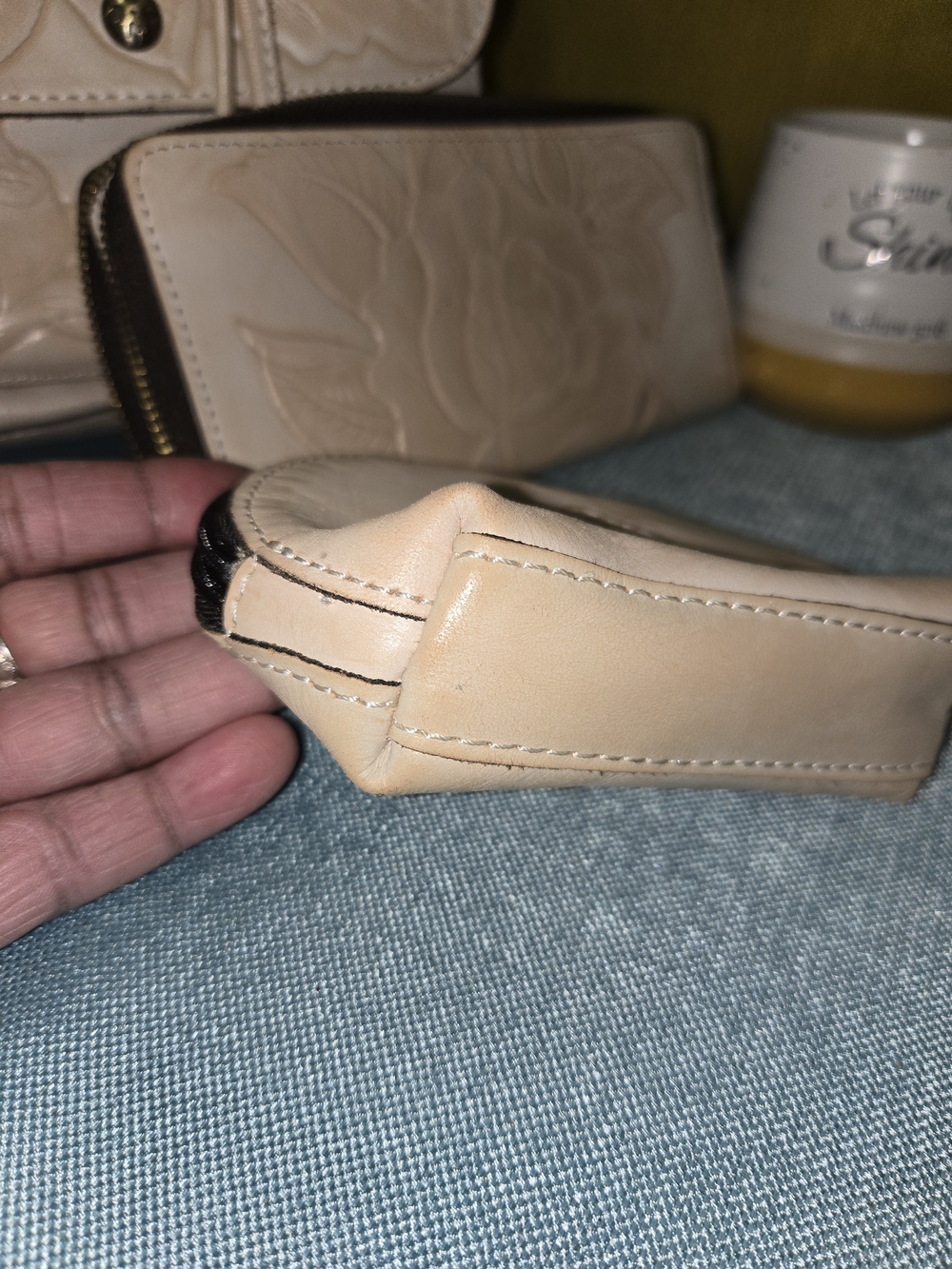 Patricia Nash! EUC💯 Womens Floral Embossed Cream Leather HOBO Set - Picture 14 of 16